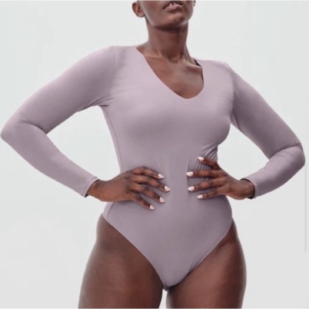 Everlane Women's Long-Sleeve V-Neck Bodysuit: Dusty Lavender